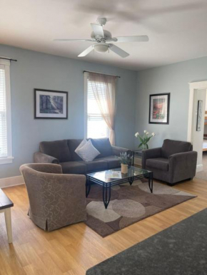 The Violet - 42 Meadow View